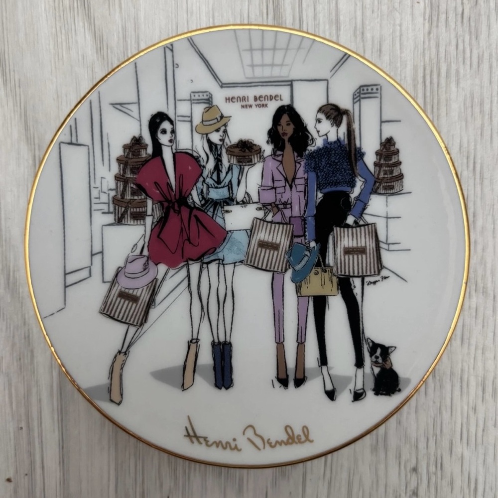 Henri Bendel Porcelain RARE LIMITED EDITION ICONIC GIRLS SHOPPING Trinket Dish